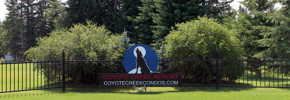 You get the best of both worlds at Coyote Creek, play golf all day and stay at your very own recreational property at night enjoying a campfire and the peace and tranquility of the resort.